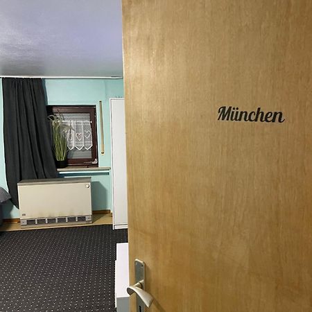 Chambre Avec 3 Lits Trier Luaran gambar