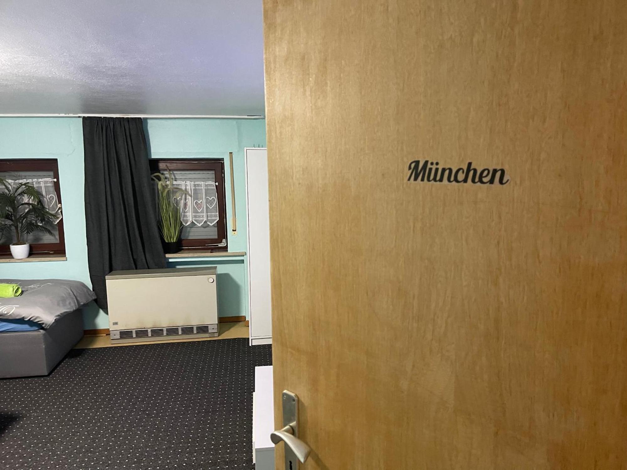 Chambre Avec 3 Lits Trier Luaran gambar